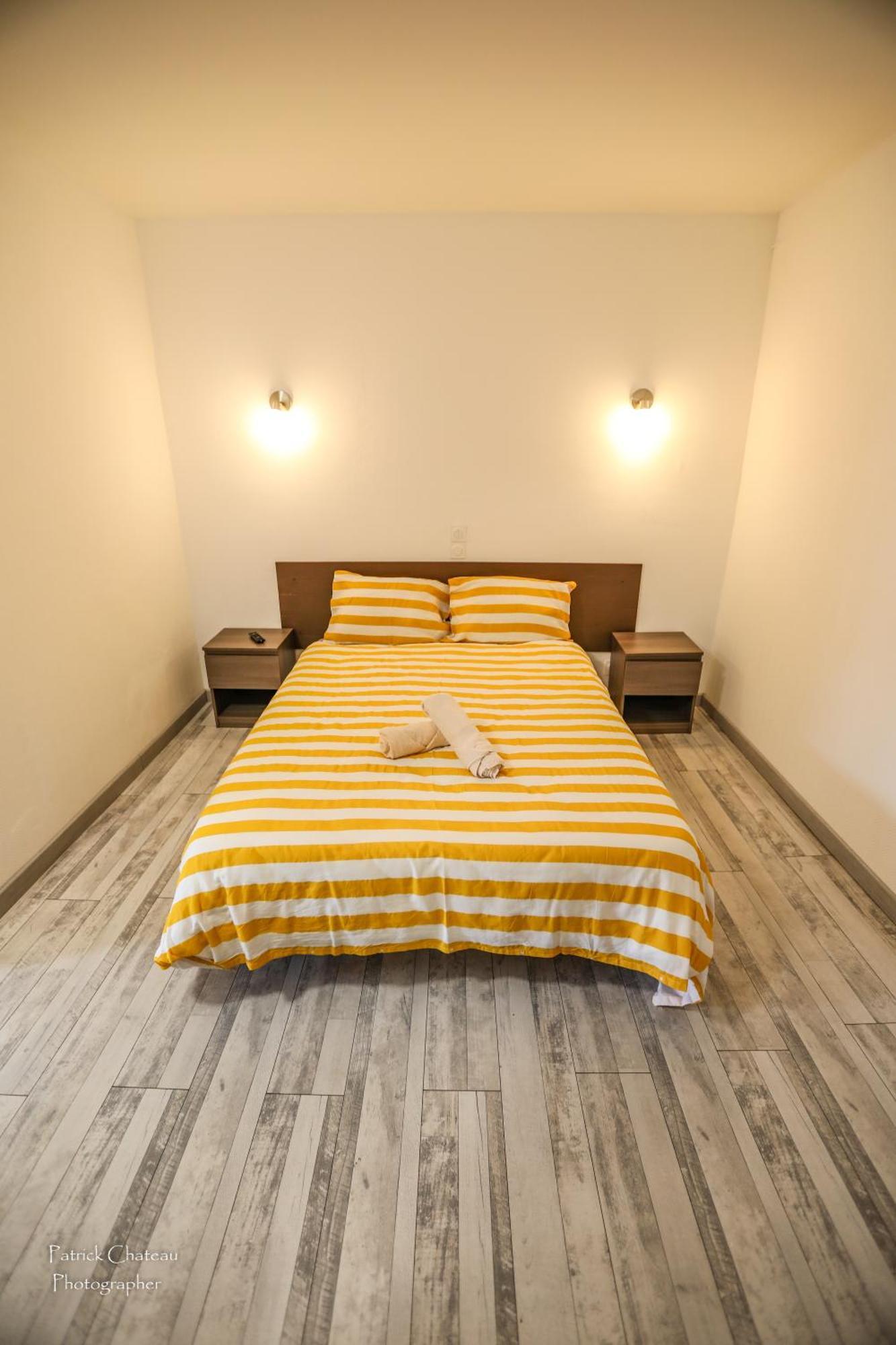 Eden Auberge Villefranche-du-Perigord Экстерьер фото
