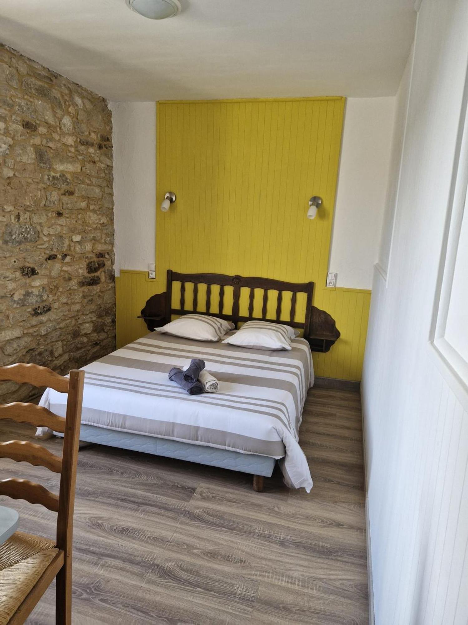 Eden Auberge Villefranche-du-Perigord Экстерьер фото